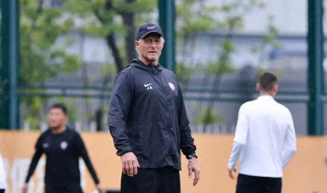 都市时报：安德森已基本完成保级目标，玉昆暂无换帅计划