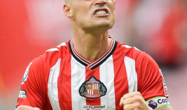 扎卡本赛季英超向前传球75次领跑中场