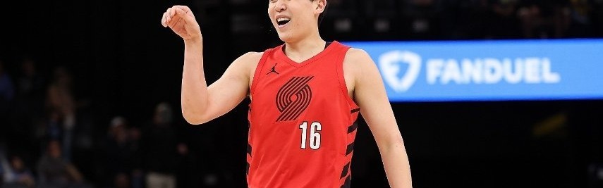 开云官方平台-杨瀚森3中1仅2+1+1：末节被弃用躺赢 仍是边缘轮换球员