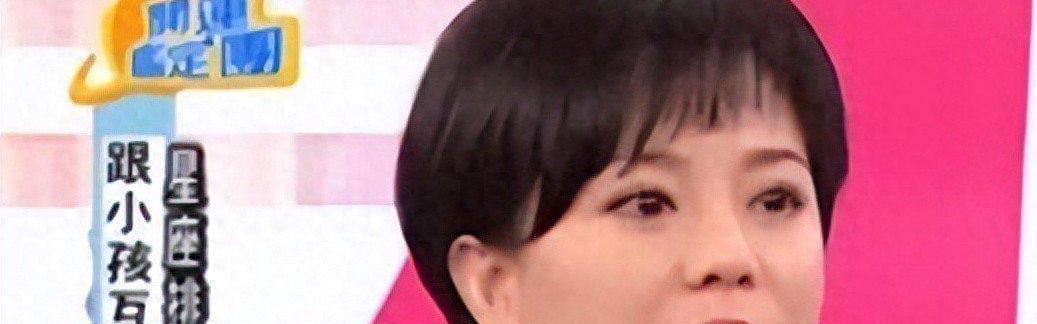 开云官方平台-畸形母爱毁星二代：母乳12年同床15年荒唐事