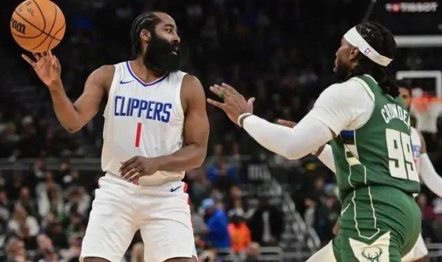 末节断电葬送好局！背靠背体能透支凸显快艇用人荒